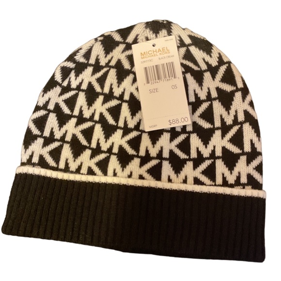 Michael Michael Kors Winter Hat NWT - Picture 2 of 3